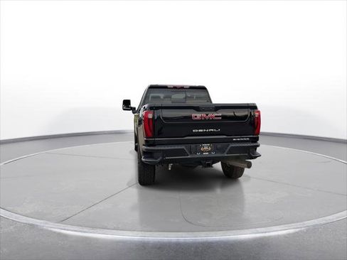 Used 2026 GMC Sierra 3500 Denali w/ Denali Reserve Package image 7