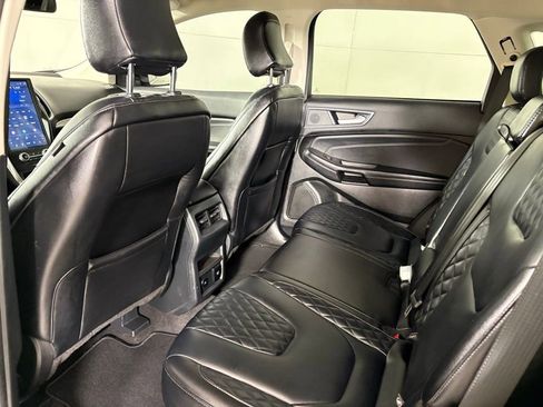 Used 2024 Ford Edge Titanium image 34