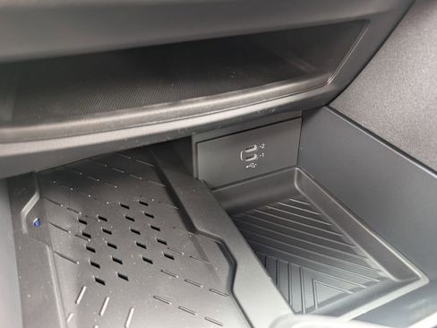 New 2026 Chrysler Pacifica Limited image 30