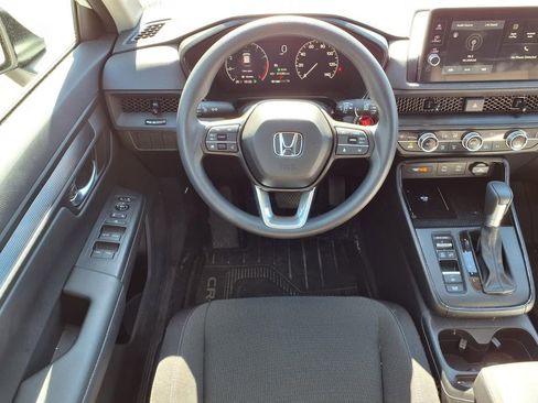 Used 2026 Honda CR-V EX image 17