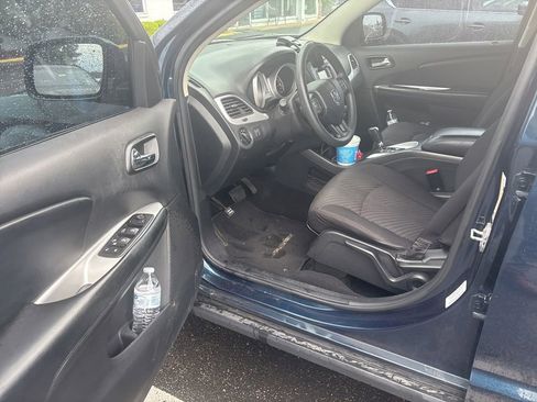 Used 2015 Dodge Journey American Value Package w/ Flexible Seating Group FWD image 7