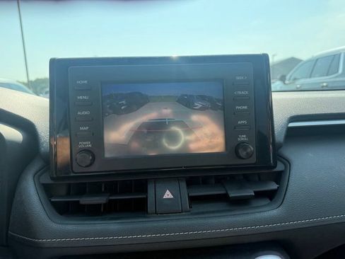 Used 2019 Toyota RAV4 XLE w/ All Weather Liner Package AWD/4WD image 15