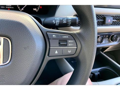 Used 2026 Honda HR-V LX image 18