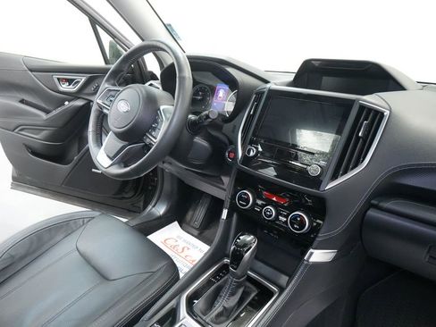 Used 2023 Subaru Forester Touring w/ Popular Package #2 image 31