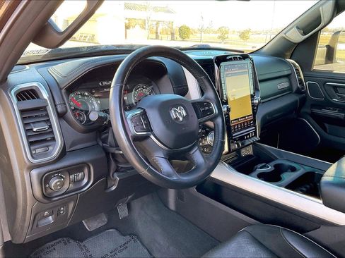 Used 2019 RAM 1500 Laramie image 14