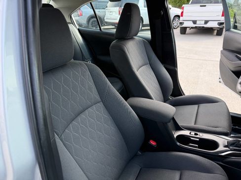 Used 2024 Toyota Corolla LE image 24