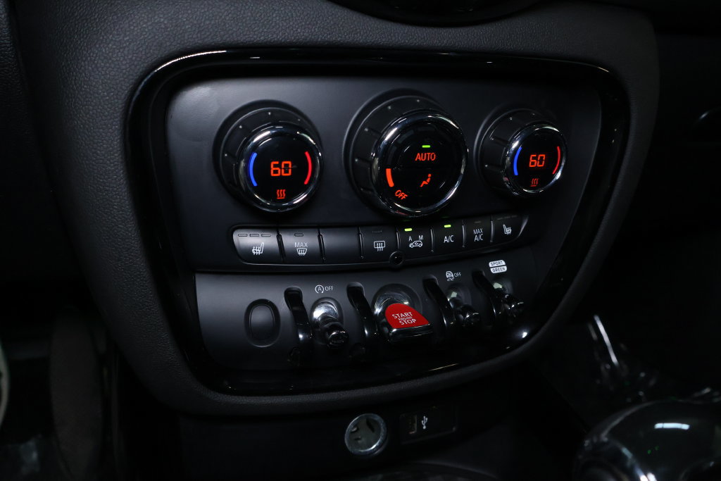 Used 2022 MINI Cooper Clubman S AWD/4WD image 31