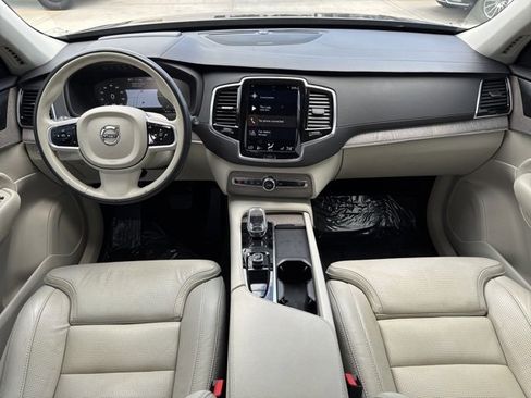 Used 2022 Volvo XC90 T8 Inscription w/ Advanced Package image 13