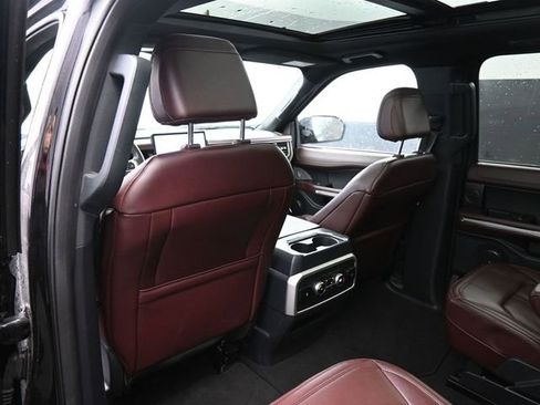 Used 2024 Ford Expedition Max Limited AWD/4WD image 38