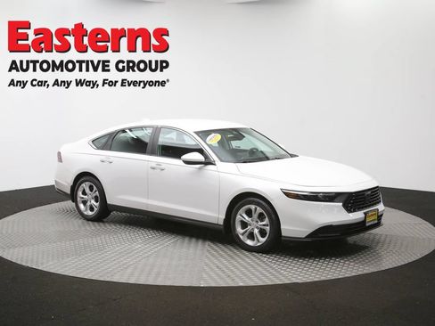 Used 2023 Honda Accord LX image 48