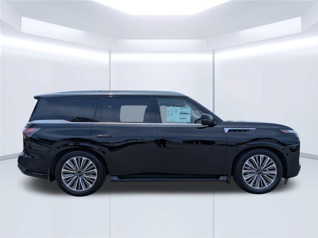 New 2027 INFINITI QX80 Luxe w/ Exterior Package RWD image 5