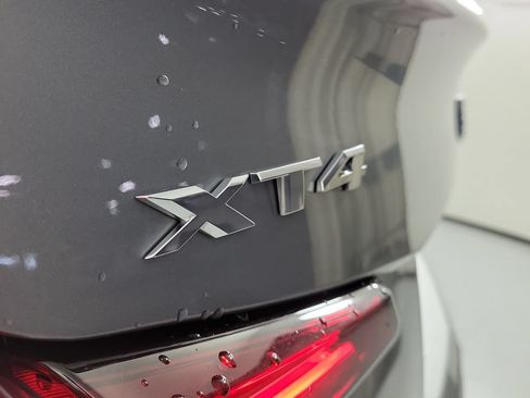 Used 2024 Cadillac XT4 Premium Luxury AWD/4WD image 6