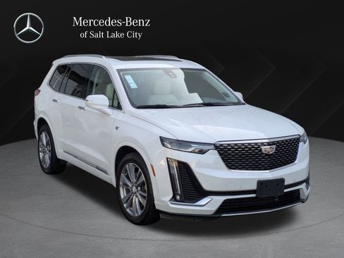 Used 2023 Cadillac XT6 Premium Luxury image 1