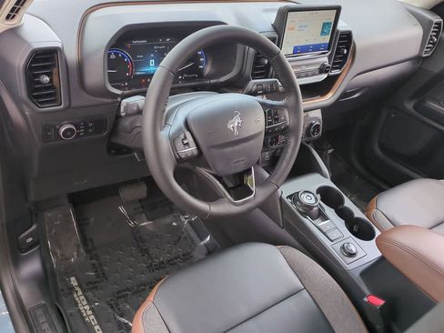 Used 2023 Ford Bronco Sport Outer Banks w/ Tech Package image 10