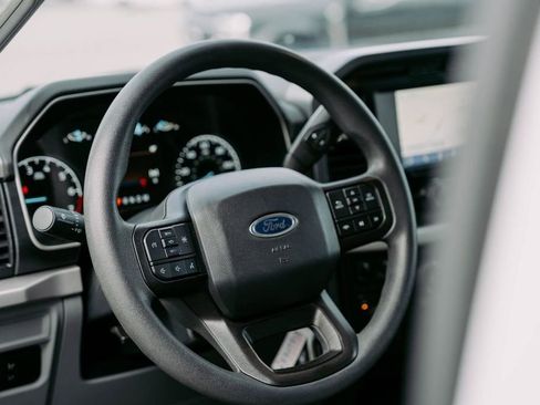 Used 2023 Ford F150 XLT w/ Trailer Tow Package image 16