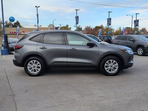 Certified 2025 Ford Escape Active AWD/4WD image 3