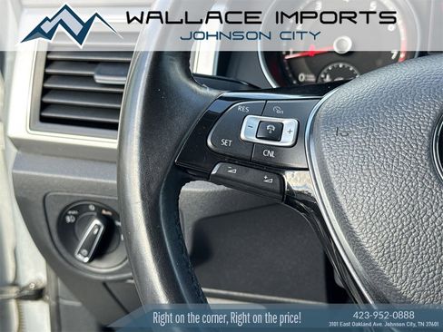 Used 2018 Volkswagen Atlas SE image 31