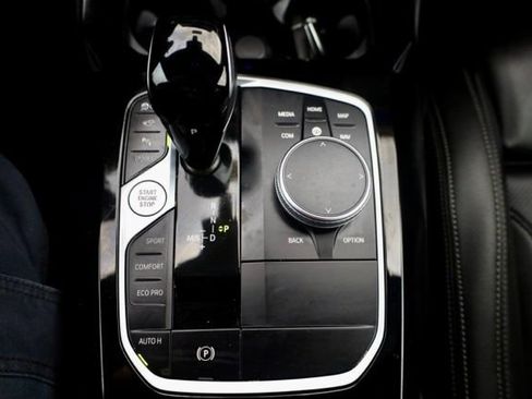 Used 2024 BMW X3 sDrive30i w/ Premium Package RWD image 11