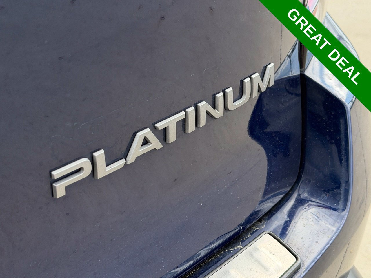 Used 2025 Nissan Armada Platinum w/ Convenience Package RWD image 11