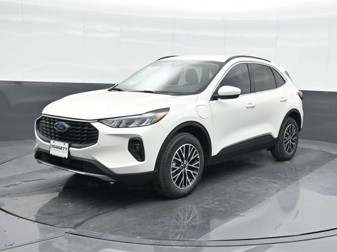 New 2025 Ford Escape SE image 33