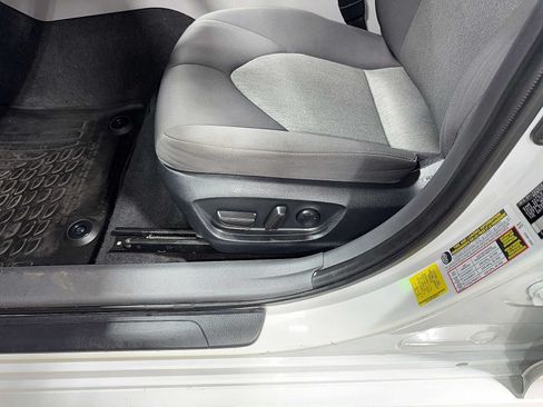 Used 2024 Toyota Camry LE FWD image 23