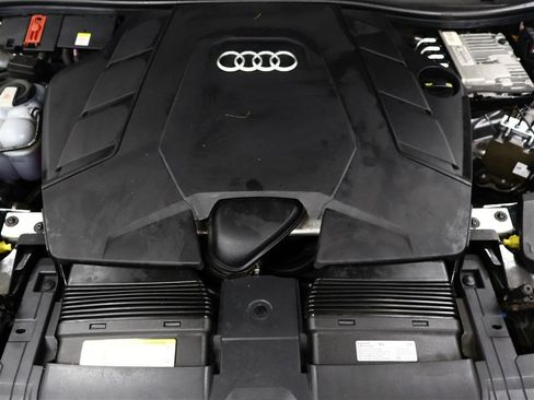 Used 2019 Audi Q8 Premium Plus w/ Premium Plus image 27