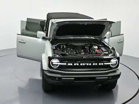 Certified 2024 Ford Bronco Outer Banks image 42