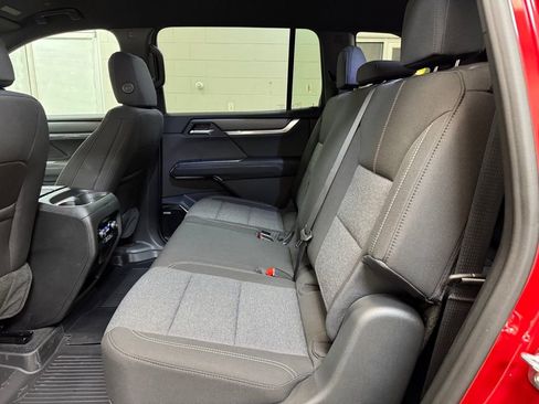 New 2026 GMC Acadia Elevation w/ LPO, Floor Liner Package image 17