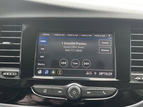 Certified 2021 Buick Encore Preferred image 33