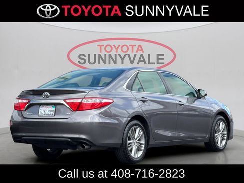 Used 2015 Toyota Camry SE FWD image 3