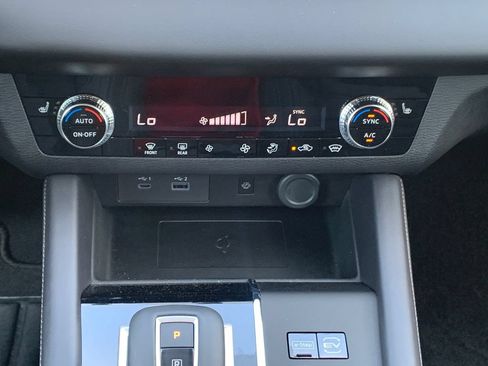 New 2026 Nissan Rogue SL AWD/4WD image 16