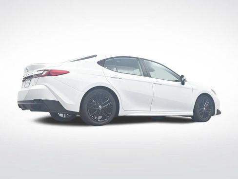 Used 2025 Toyota Camry SE FWD image 33