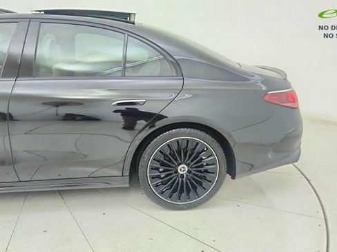 Used 2024 Mercedes-Benz E 350 4MATIC Sedan w/ Multicontour Seating Package image 10