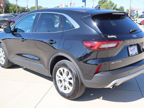 Used 2023 Ford Escape Active w/ Tech Pack #2 image 8