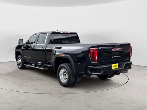 Used 2023 GMC Sierra 3500 Denali AWD/4WD image 3