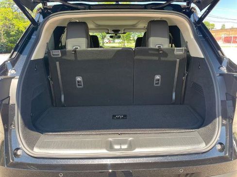 Certified 2026 INFINITI QX60 Luxe w/ Cargo Package AWD/4WD image 11