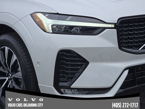 Certified 2025 Volvo XC60 B5 Plus AWD/4WD image 7