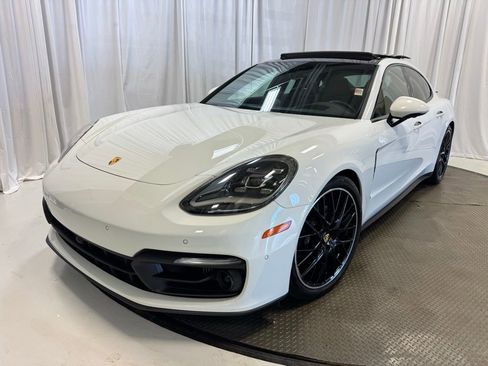 Certified 2023 Porsche Panamera 4 Platinum Edition AWD/4WD image 1