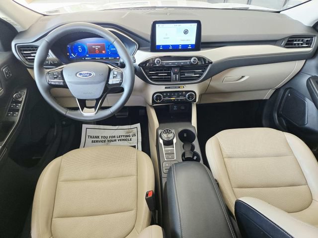 Used 2022 Ford Escape SEL w/ Technology Package AWD/4WD image 11