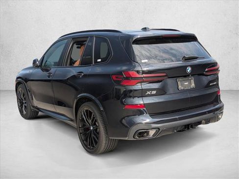 Used 2024 BMW X5 xDrive40i w/ M Sport Package AWD/4WD image 7