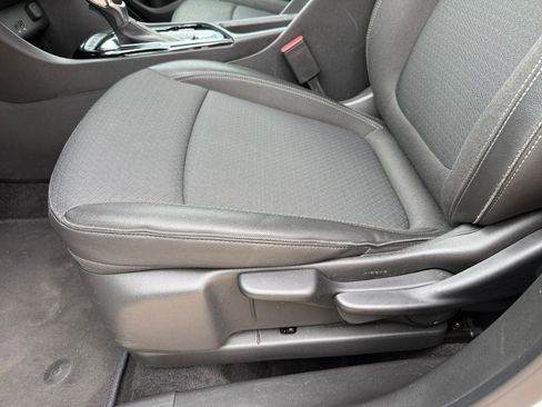 Used 2025 Buick Encore GX Preferred FWD image 22