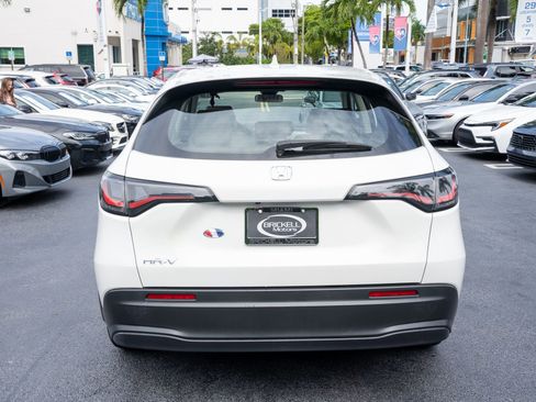 Certified 2024 Honda HR-V LX image 7