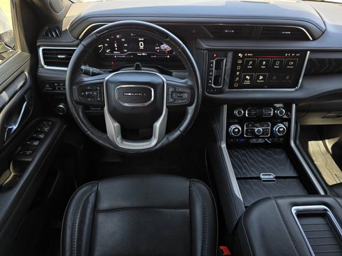 Used 2023 GMC Yukon Denali w/ Denali Reserve Package RWD image 12