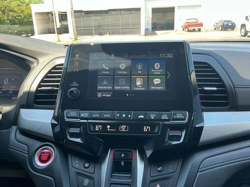 Used 2023 Honda Odyssey EX-L image 26