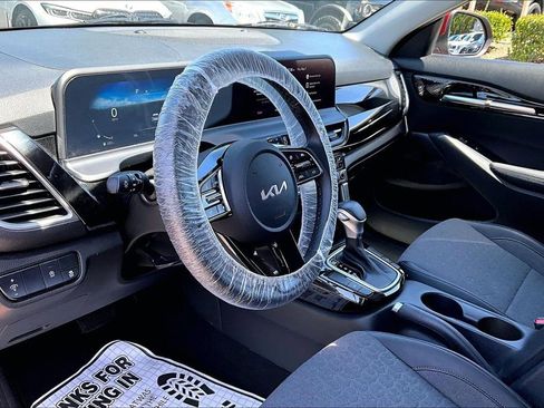 Certified 2024 Kia Seltos S FWD image 9