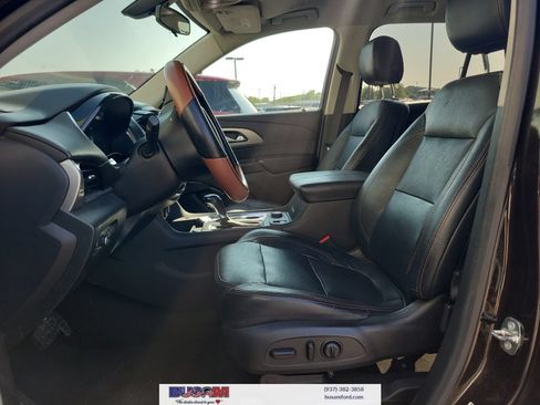 Used 2018 Chevrolet Traverse LT AWD/4WD image 13