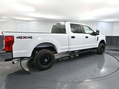 Used 2022 Ford F250 XL w/ Power Equipment Group image 6