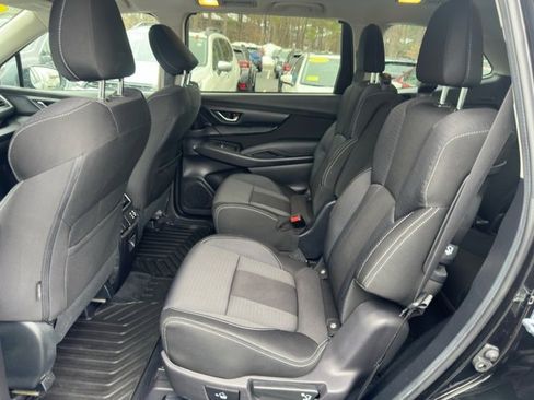 Used 2023 Subaru Ascent Premium w/ Convenience Package image 19