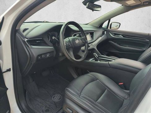 Used 2021 Buick Enclave Avenir w/ LPO, Cargo Package FWD image 9