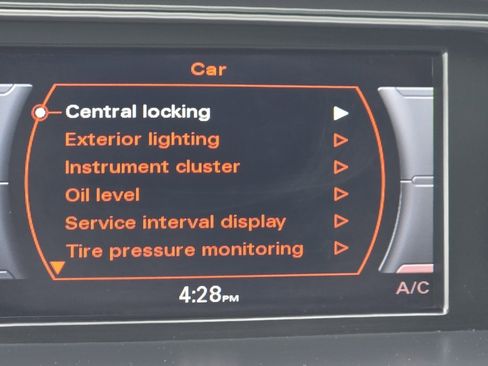 Used 2015 Audi A4 2.0T Premium image 6